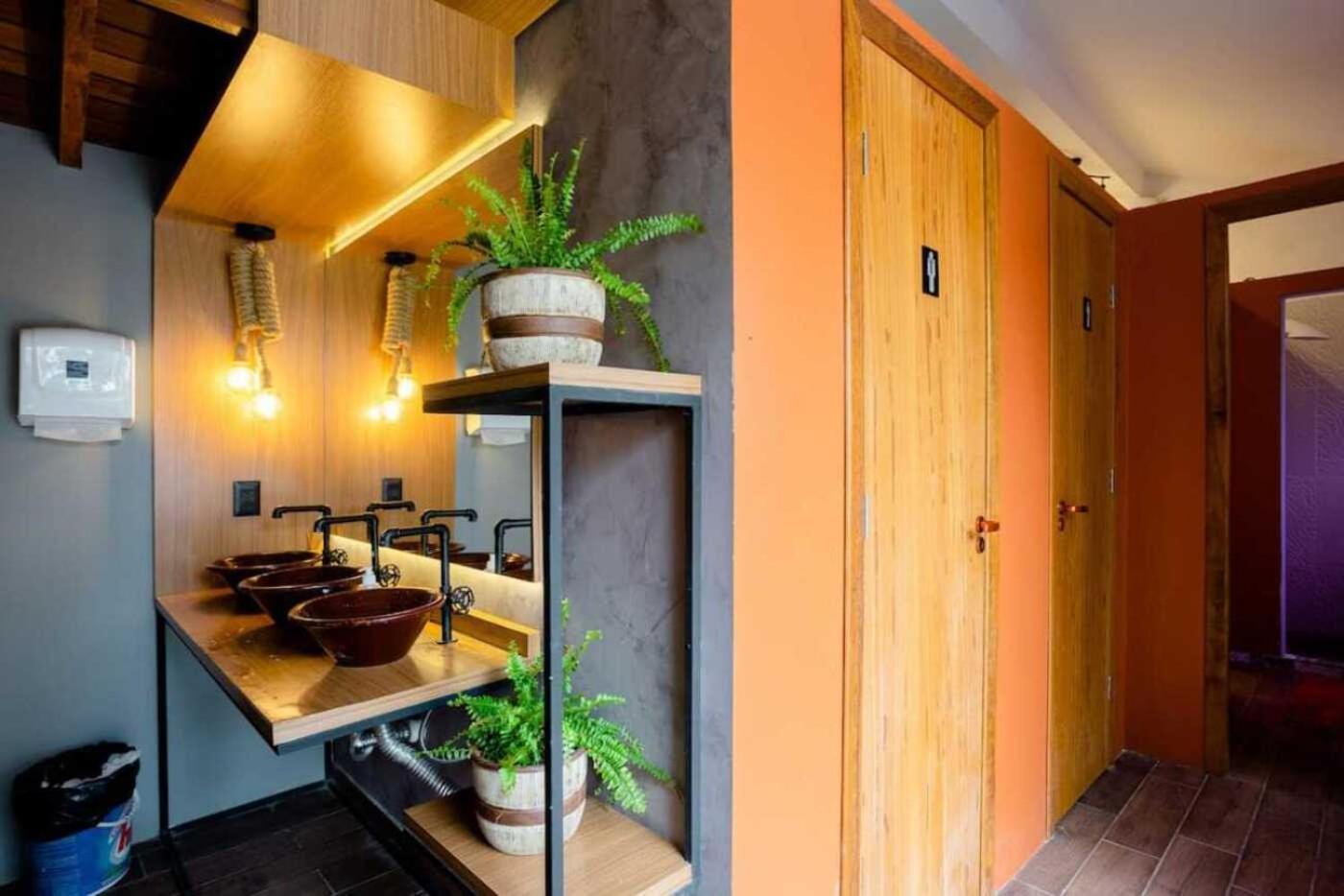 Nomades Vibe Da Ilha - Adventure Hostels & Coworking Florianopolis Ngoại thất bức ảnh