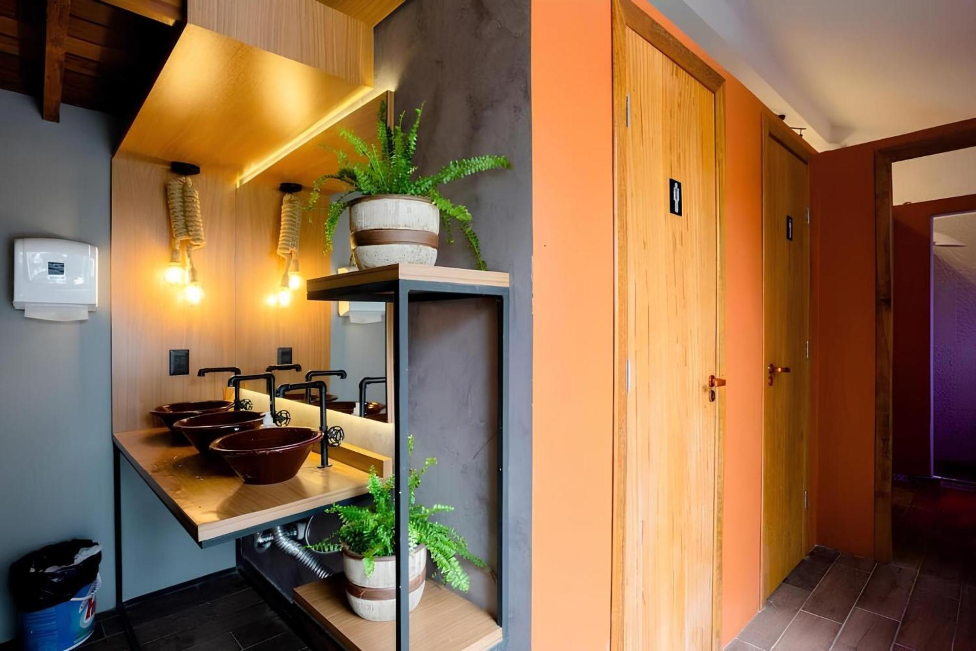 Nomades Vibe Da Ilha - Adventure Hostels & Coworking Florianopolis Phòng bức ảnh